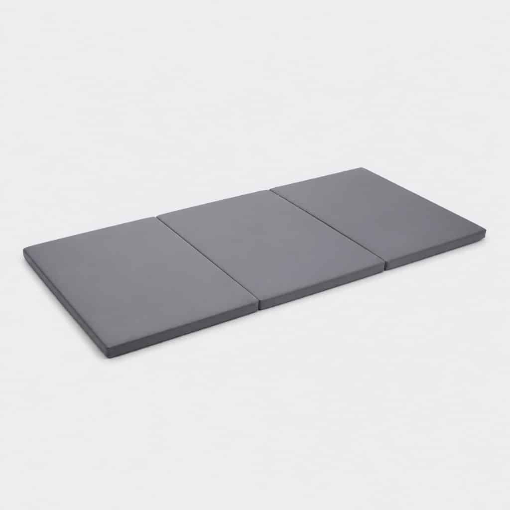 Tapis de gym pliable 3 volets présenté sur fond clair